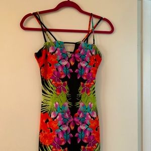 Dress- Mini- never worn
